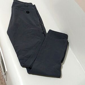 Marmot Size 6 grey multi pocket, zip leg pants